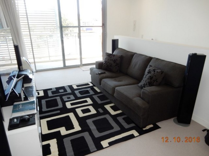 18/10 Quarry Street, Fremantle WA 6160