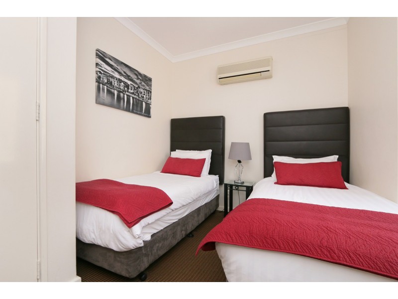 26/11 Regal Place, East Perth WA 6004