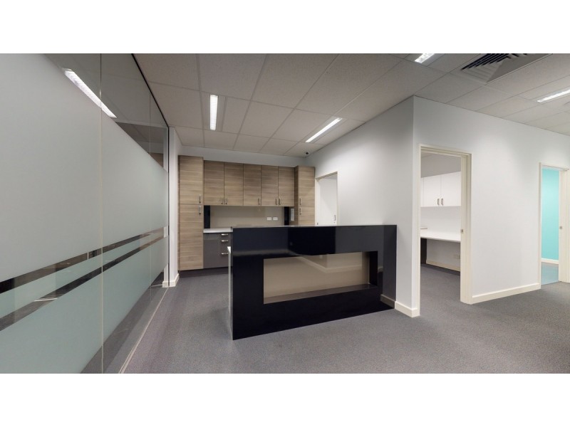 11E/817 Beeliar Drive, Cockburn Central WA 6164