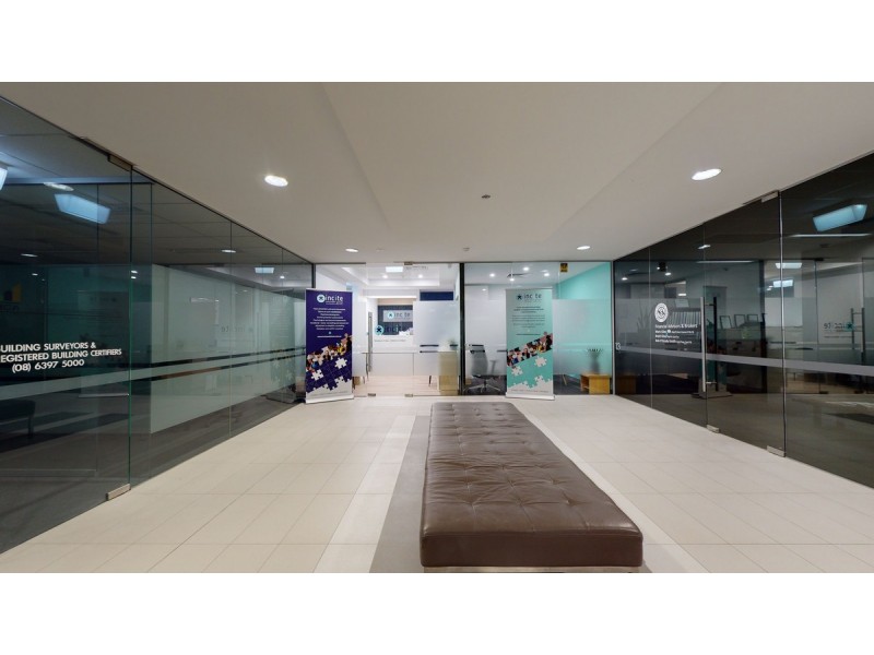 11E/817 Beeliar Drive, Cockburn Central WA 6164