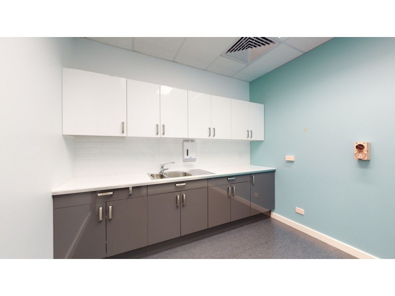 11E/817 Beeliar Drive, Cockburn Central WA 6164