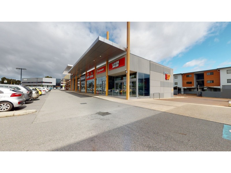 11E/817 Beeliar Drive, Cockburn Central WA 6164