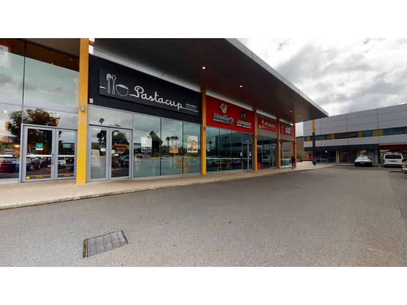 11E/817 Beeliar Drive, Cockburn Central WA 6164