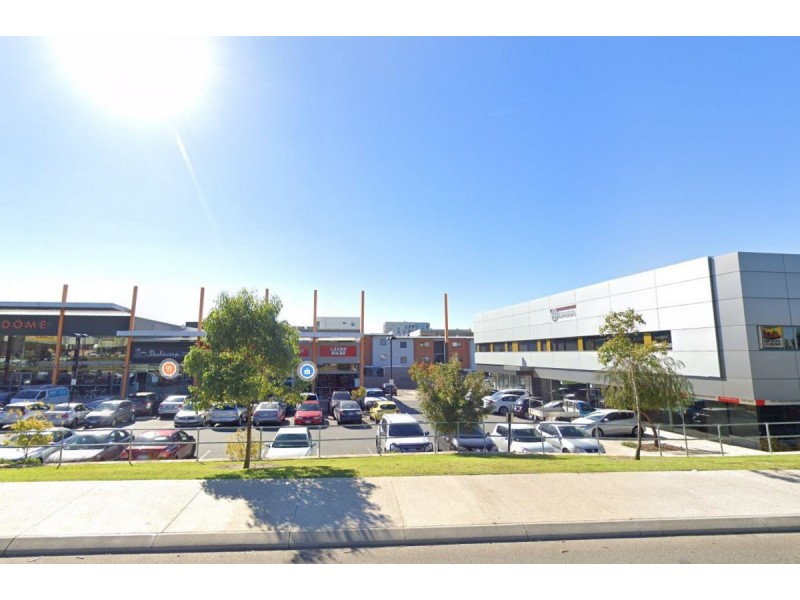 11E/817 Beeliar Drive, Cockburn Central WA 6164