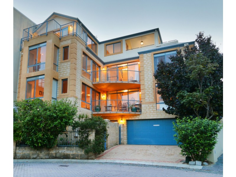 9 Vanguard Terrace, East Perth WA 6004