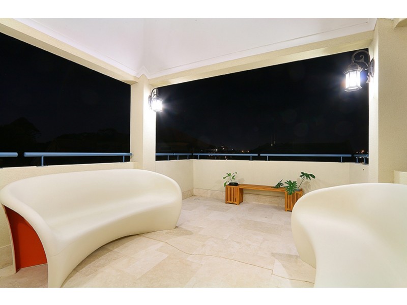 9 Vanguard Terrace, East Perth WA 6004