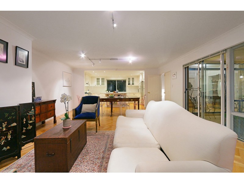 9 Vanguard Terrace, East Perth WA 6004