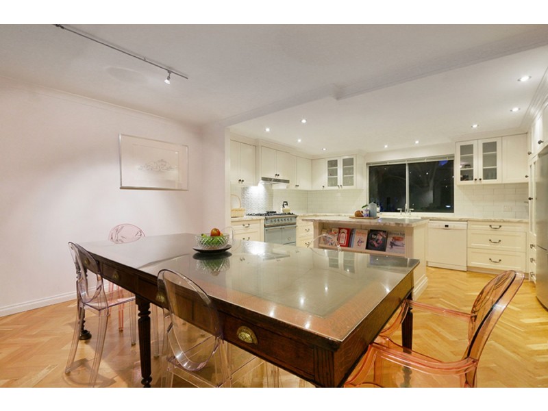 9 Vanguard Terrace, East Perth WA 6004