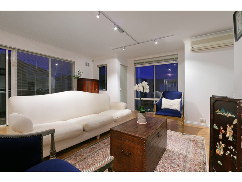 9 Vanguard Terrace, East Perth WA 6004