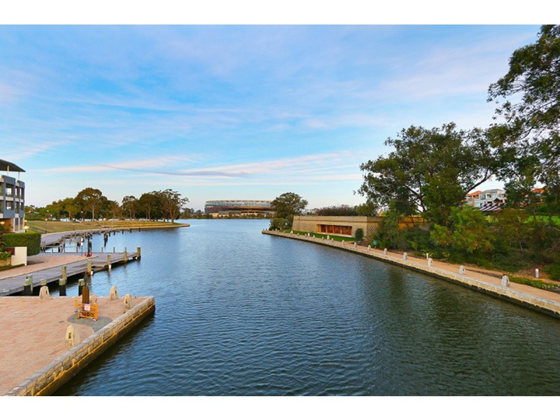 9 Vanguard Terrace, East Perth WA 6004