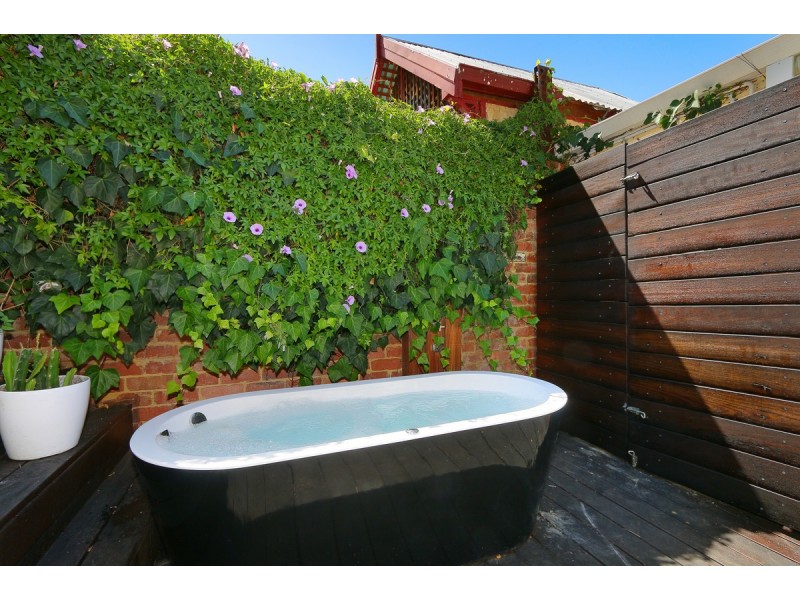 17 Ruth Street, Perth WA 6000