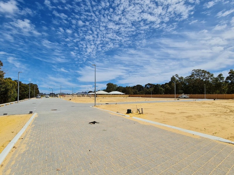 1-14/Pingaring Court, Byford WA 6122