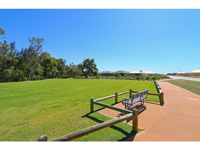 1-14/Pingaring Court, Byford WA 6122