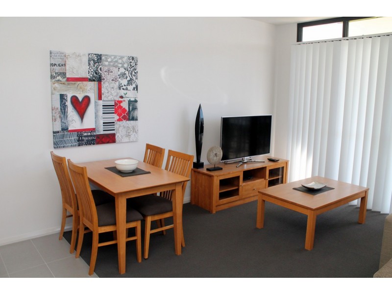 18/2 Points Way, Cockburn Central WA 6164