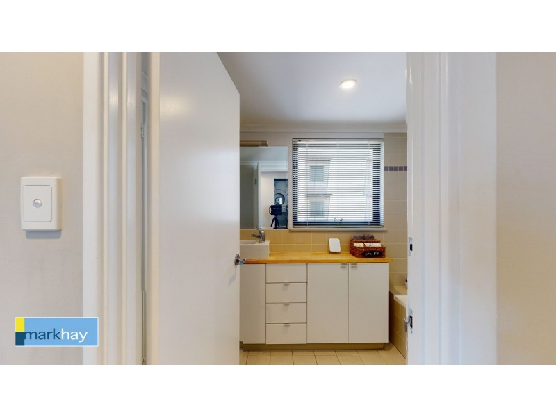 611/112 Mounts Bay Road, Perth WA 6000