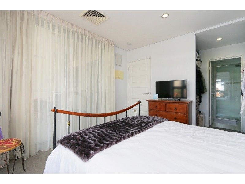 19/52 Wickham Street, East Perth WA 6004