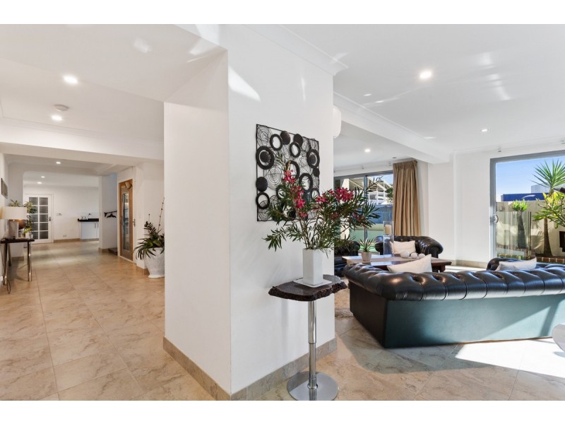 1 South Street, South Fremantle WA 6162