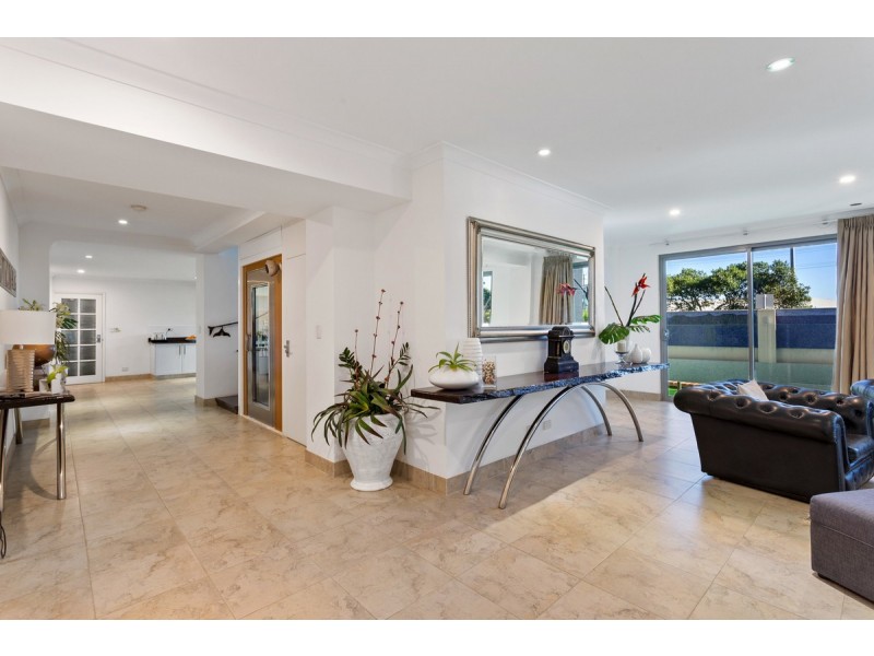 1 South Street, South Fremantle WA 6162