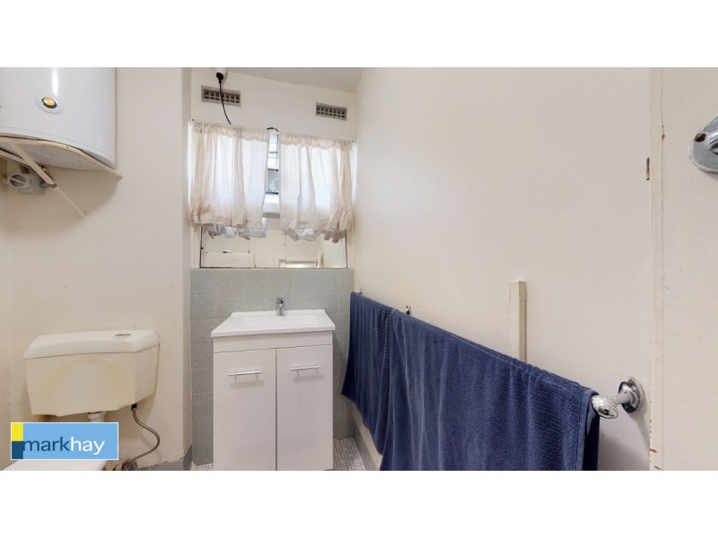 15 The Avenue, Crawley WA 6009