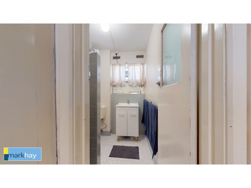 15 The Avenue, Crawley WA 6009