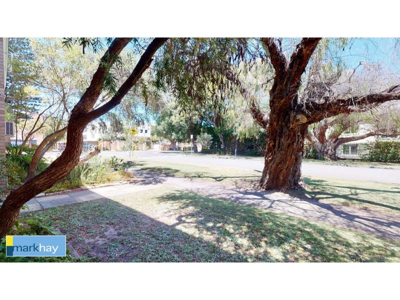 15 The Avenue, Crawley WA 6009