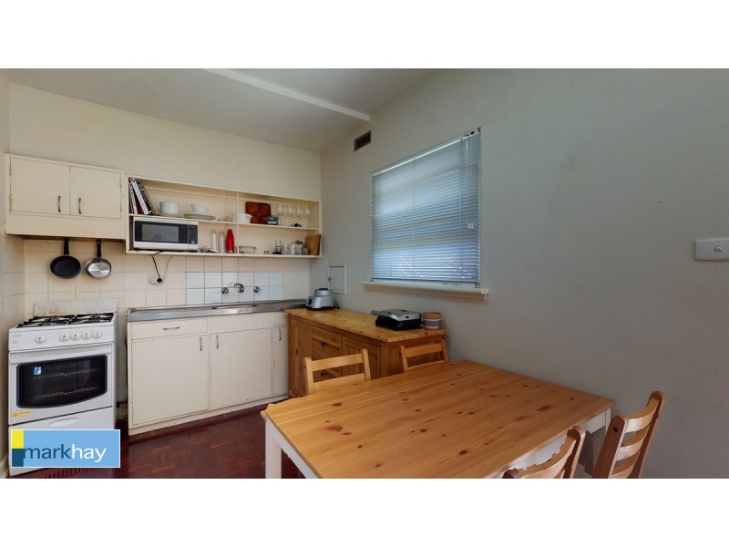 15 The Avenue, Crawley WA 6009