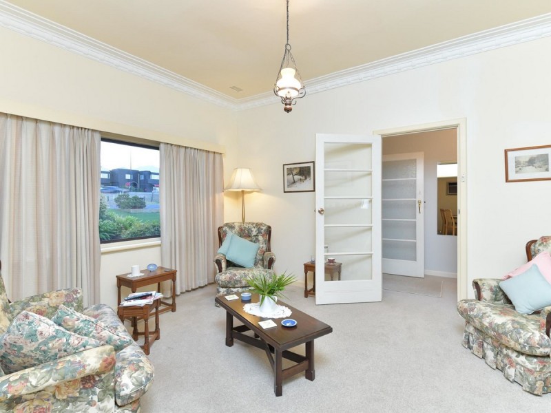 102 Lockhart Street, Como WA 6152