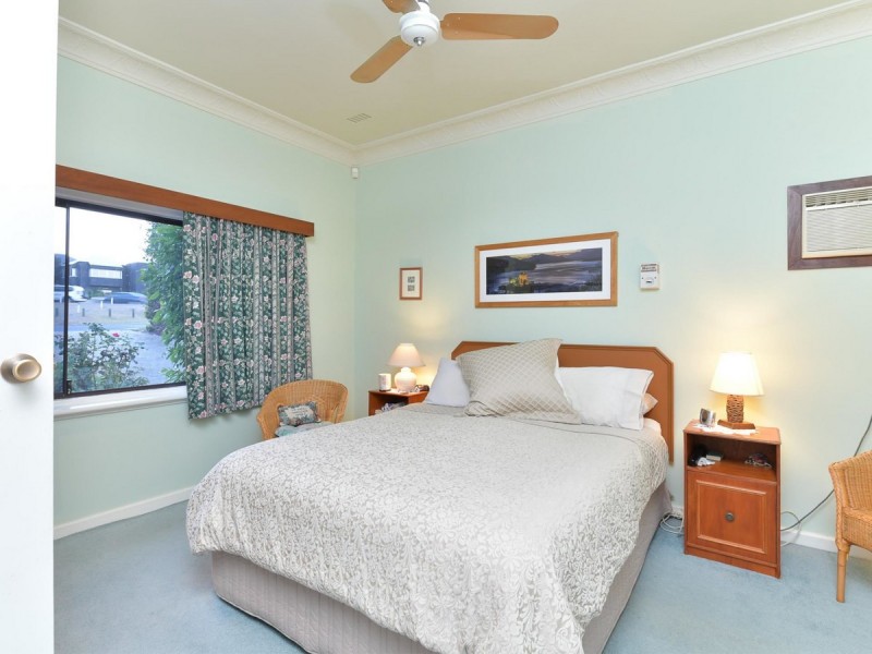 102 Lockhart Street, Como WA 6152