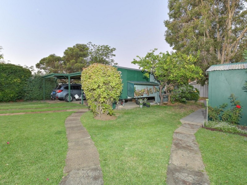 102 Lockhart Street, Como WA 6152