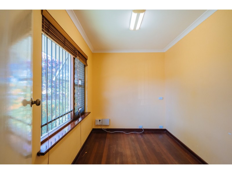 37 Kitchener Avenue, Burswood WA 6100