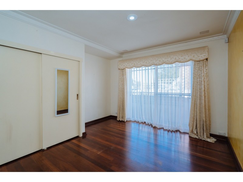 37 Kitchener Avenue, Burswood WA 6100