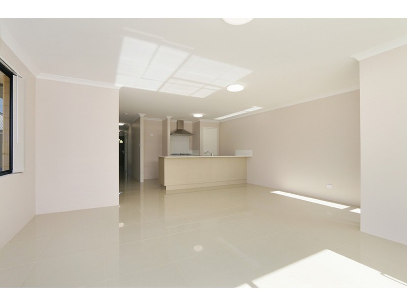 27 Biddiarra Bend, Southern River WA 6110