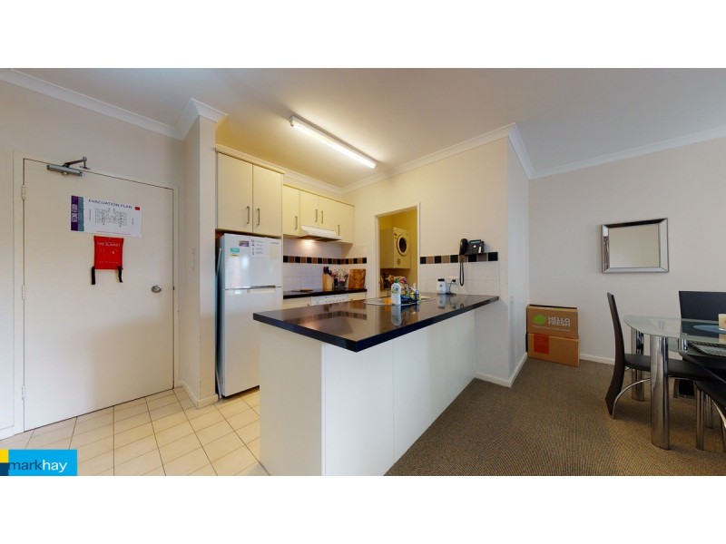 17/11 Regal Place, East Perth WA 6004