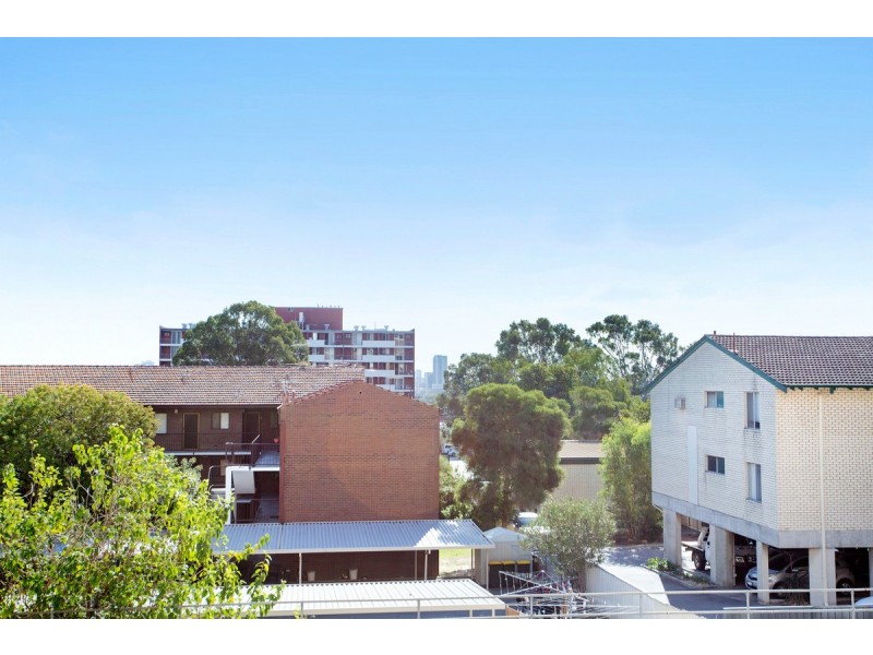 205/69 Leonard Street, Victoria Park WA 6100