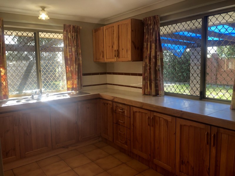 28 Kidman Court, Thornlie WA 6108