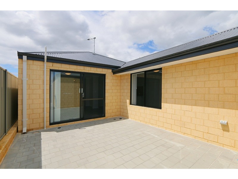 333A Lambeth Circle, Wellard WA 6170