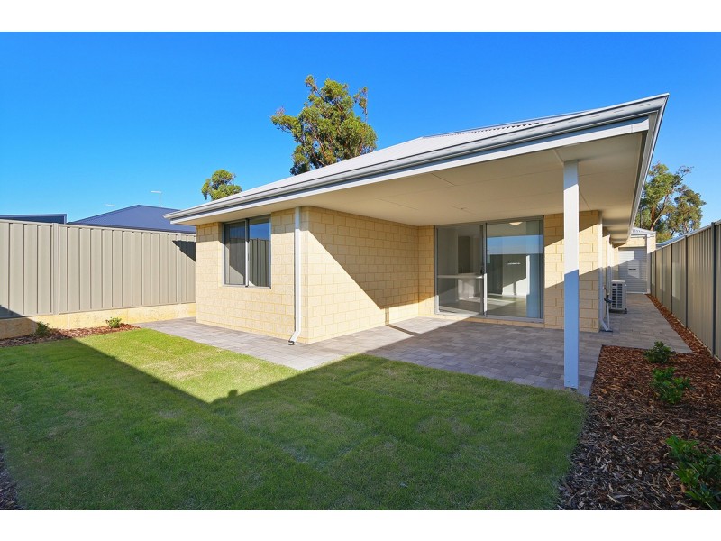 15 Heywood Road, Wellard WA 6170