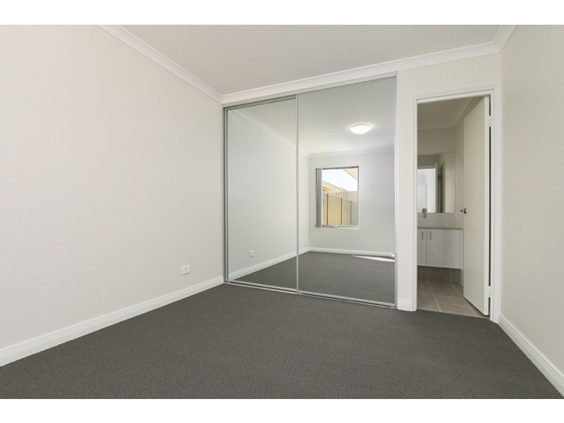 22 Sowood Street, Wellard WA 6170