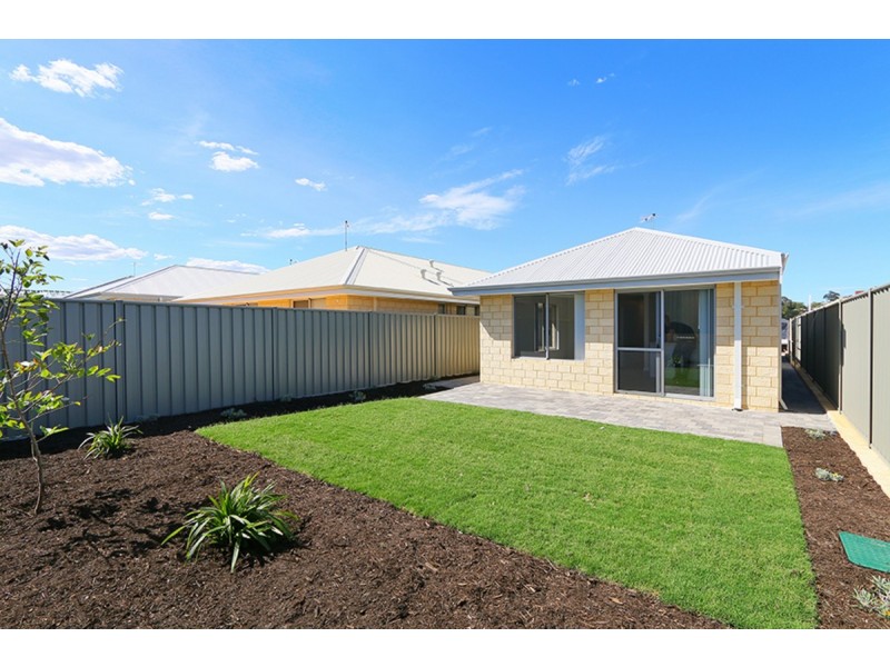 22 Sowood Street, Wellard WA 6170