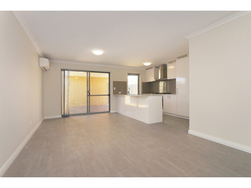 331A Lambeth Circle, Wellard WA 6170