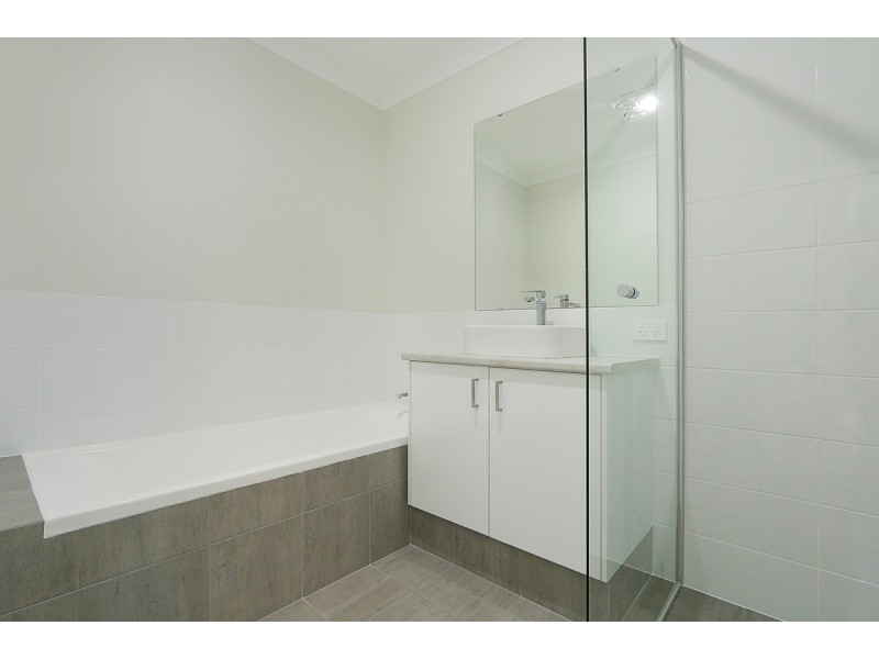 331A Lambeth Circle, Wellard WA 6170