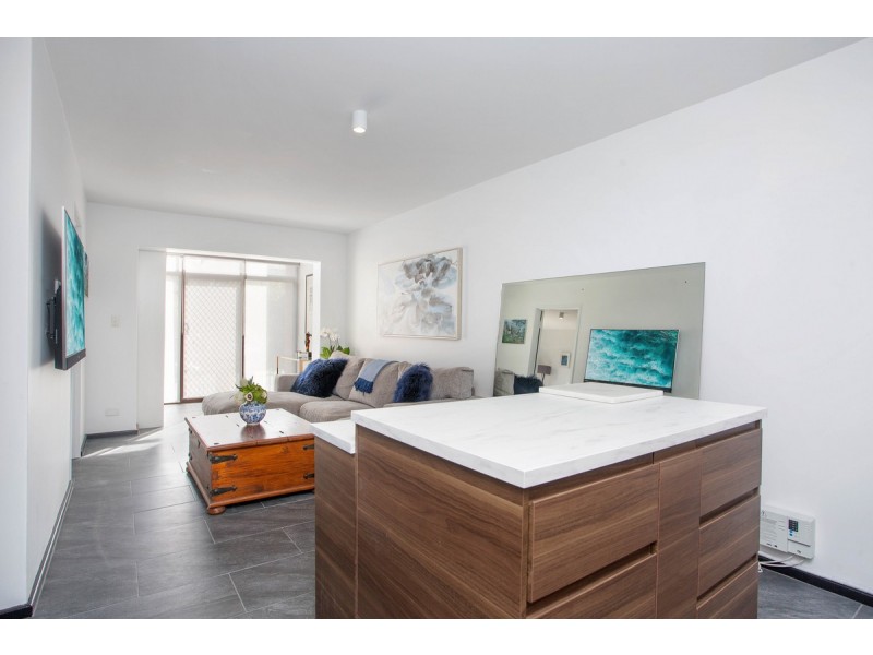 2/76-78 King George Street, Victoria Park WA 6100