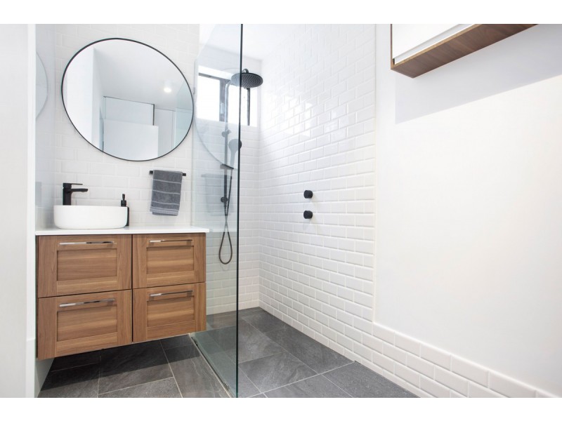 2/76-78 King George Street, Victoria Park WA 6100