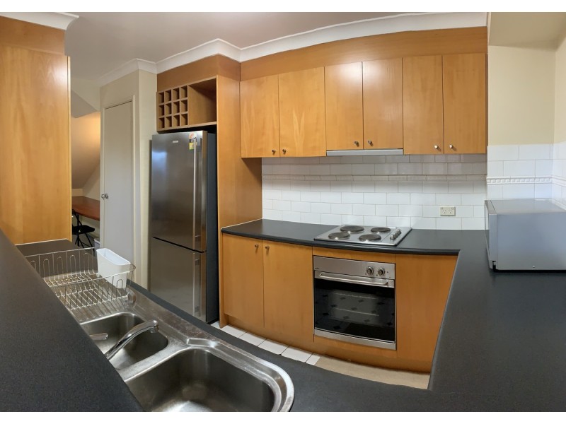 2/32 Eastbrook Terrace, East Perth WA 6004