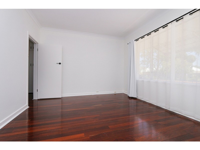 1/96 Ivanhoe Street, Eden Hill WA 6054