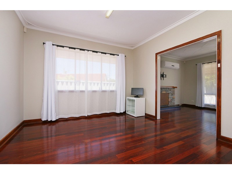 1/96 Ivanhoe Street, Eden Hill WA 6054