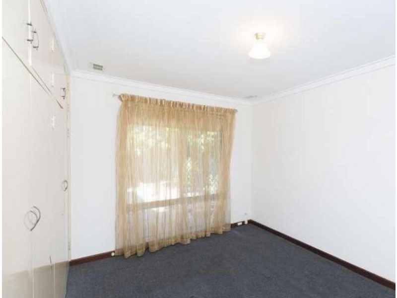 17 & 19 Templeman Place, Midland WA 6056