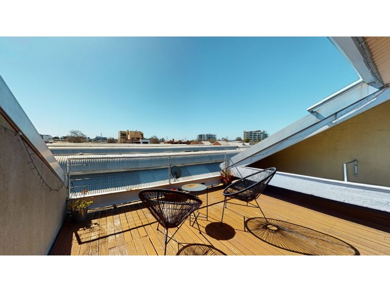 12 Saunders Street, East Perth WA 6004