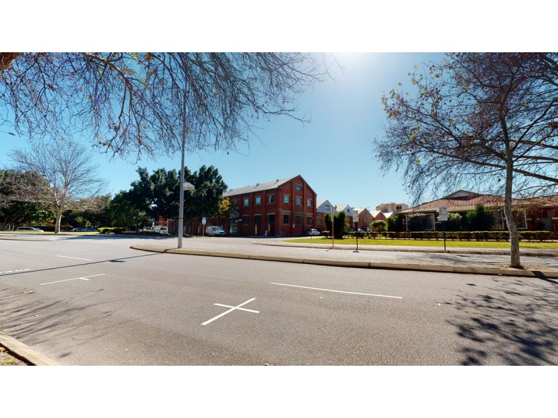 12 Saunders Street, East Perth WA 6004