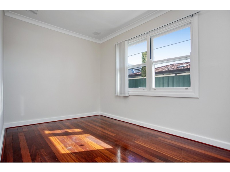 3 Rosher Road, Lockridge WA 6054